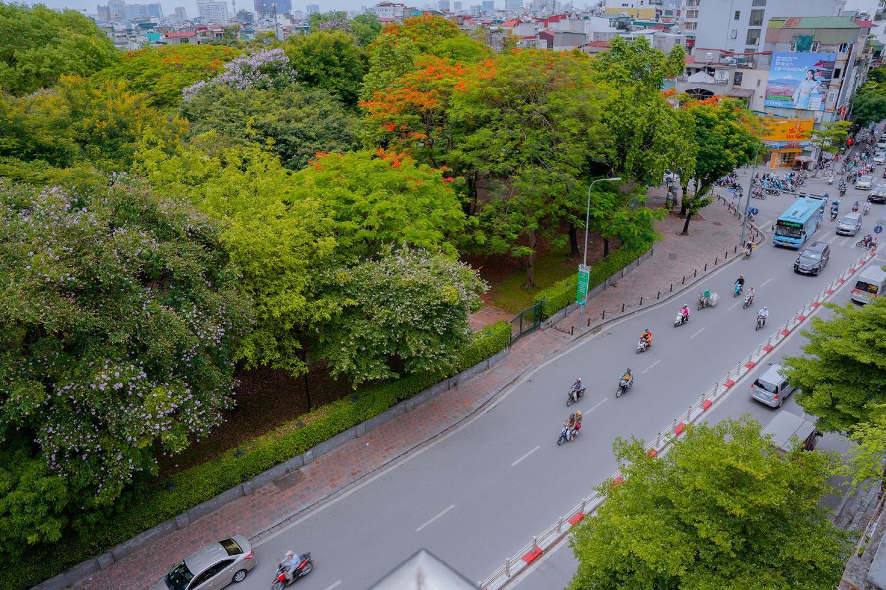 Clover Hanoi Hotel Exterior photo