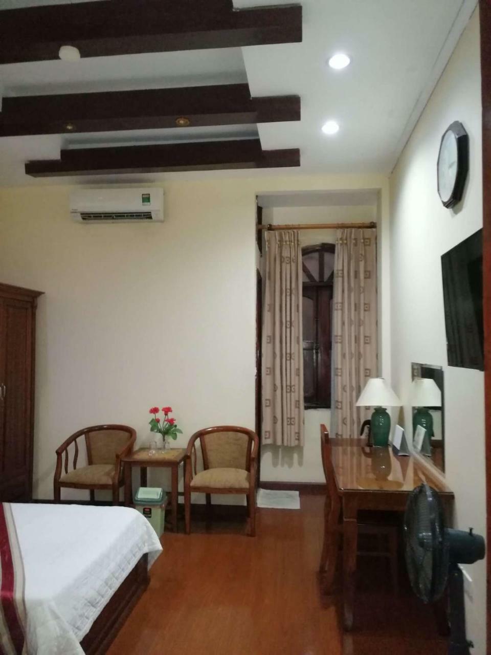 Clover Hanoi Hotel Exterior photo