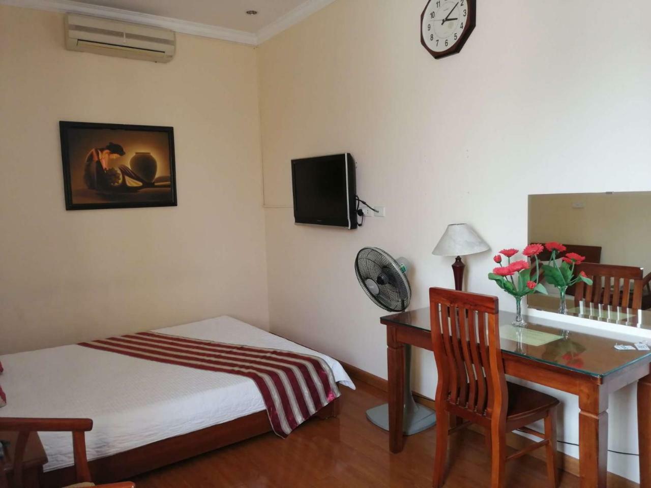 Clover Hanoi Hotel Exterior photo